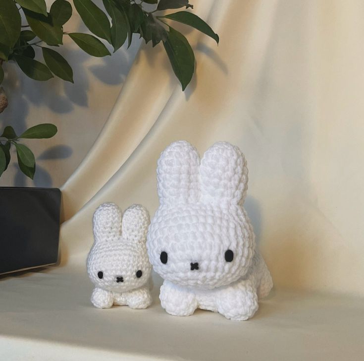 White Bunny Pattern