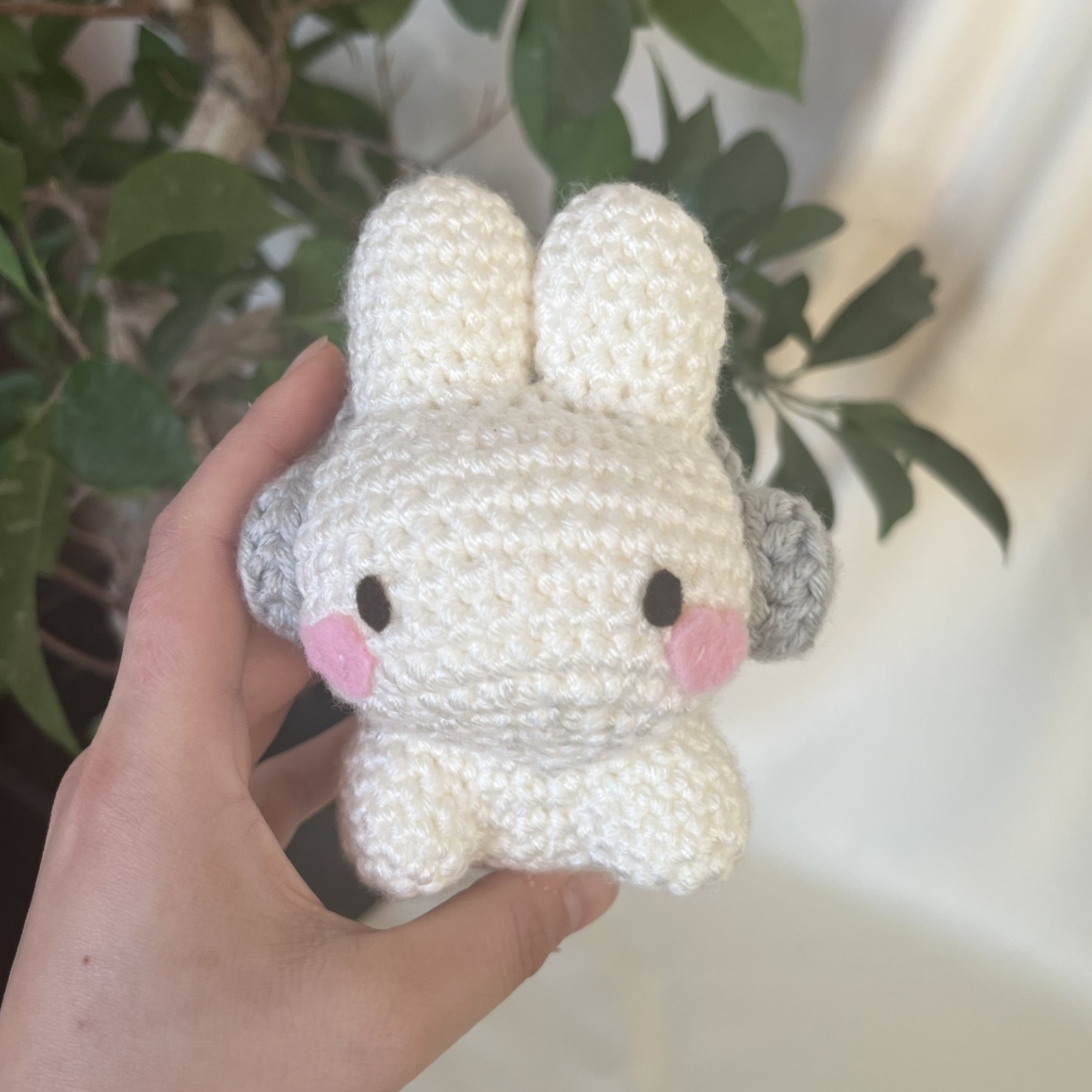 White Bunny Pattern